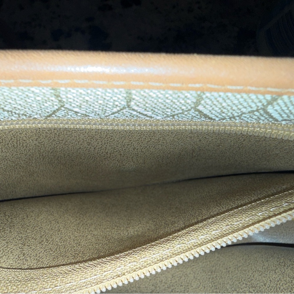 CHRISTIAN DIOR VINTAGE HONEY COMB BAG WITH STRAP - Picture 9 of 11